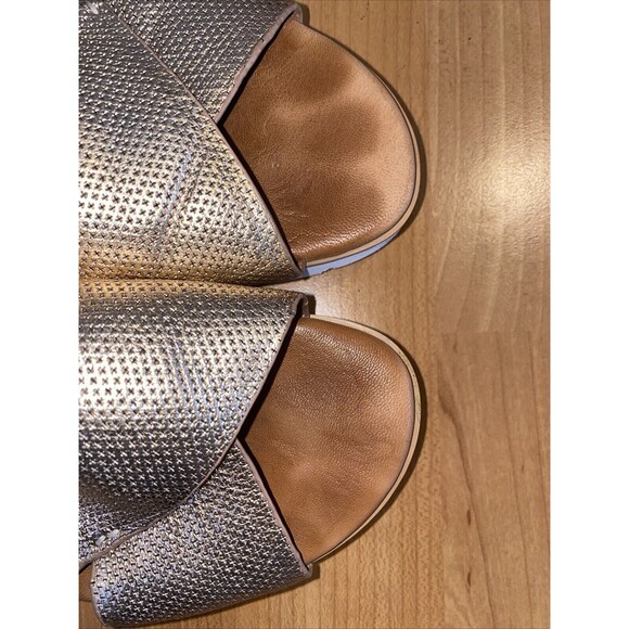 Gentle‎ Souls Prisca Cross Band Size 9.5 Leather Platform Sandals Rose Gold - Picture 8 of 12